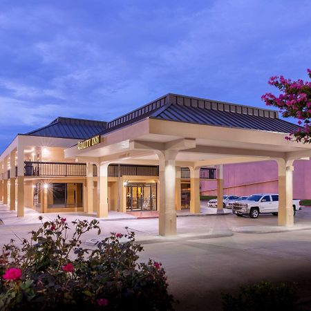 Quality Inn At Arlington Highlands Екстериор снимка