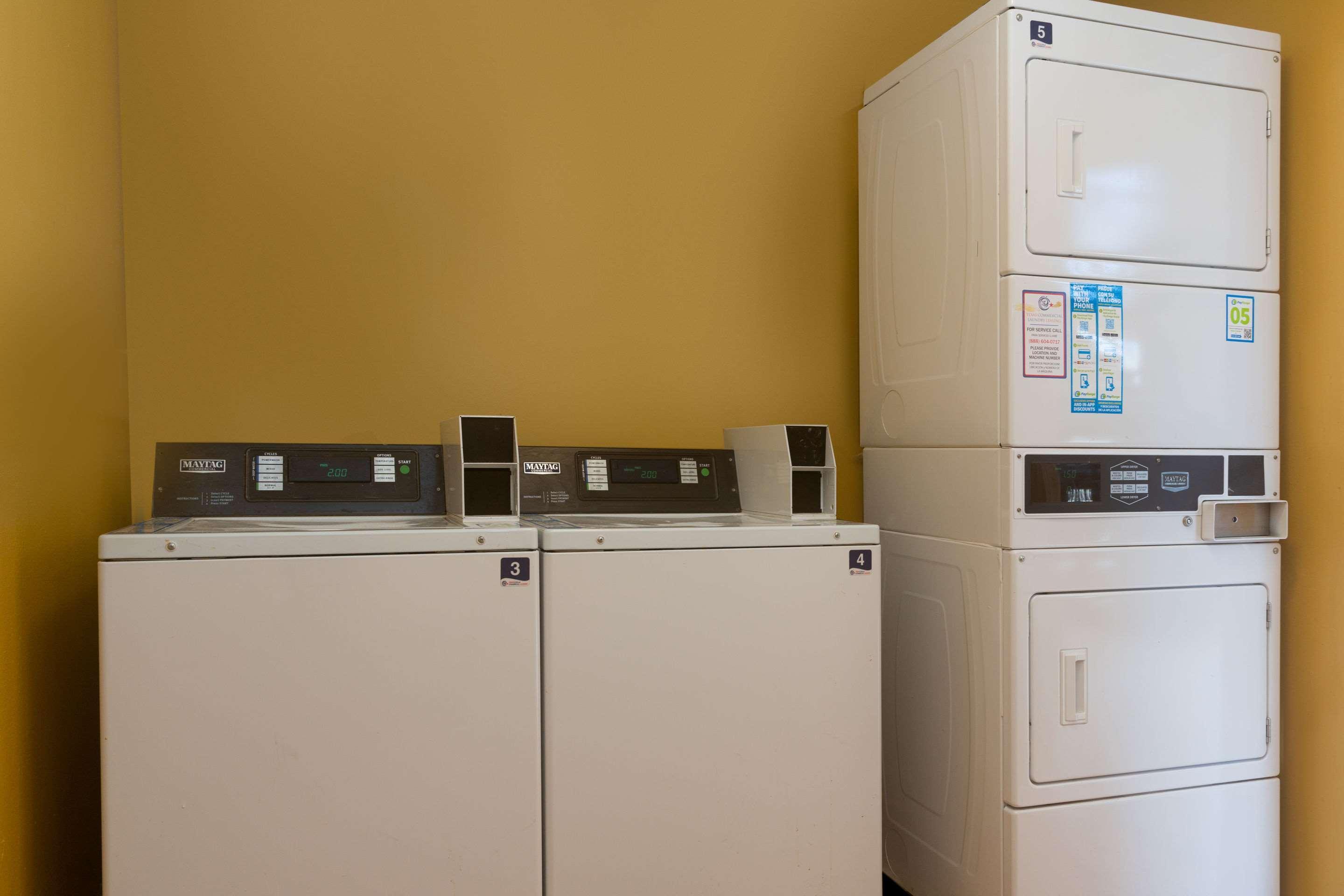 Quality Inn At Arlington Highlands Екстериор снимка