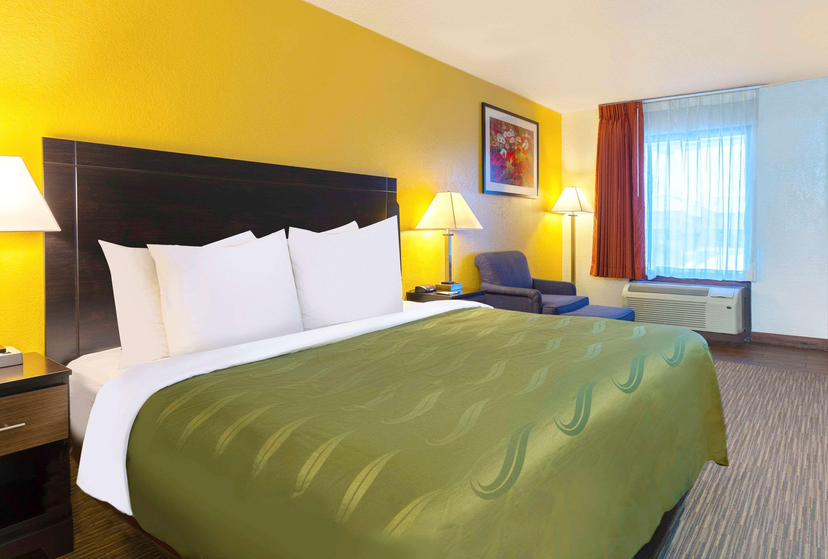 Quality Inn At Arlington Highlands Екстериор снимка