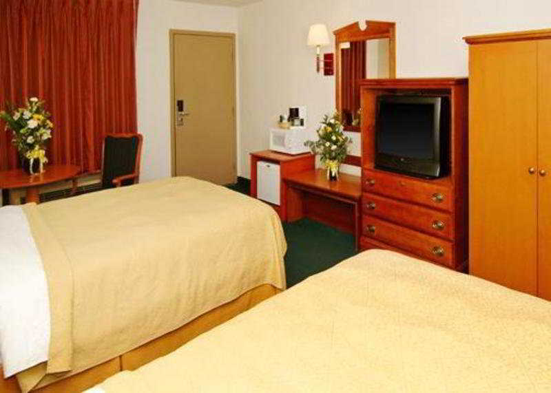 Quality Inn At Arlington Highlands Екстериор снимка