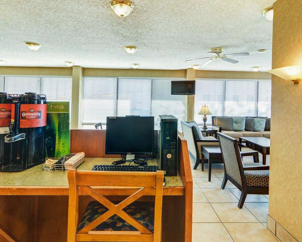 Quality Inn At Arlington Highlands Съоръжения снимка