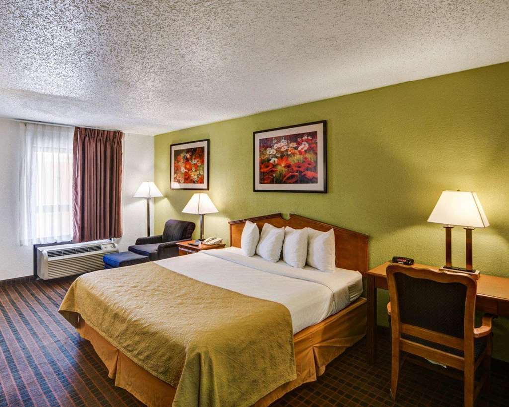 Quality Inn At Arlington Highlands Стая снимка